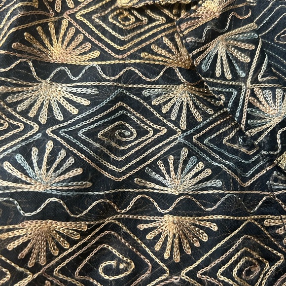 Chico’s 100% Silk Sheer Embroidered Jacket, Chico’s Size 2 (US Size Medium) - Picture 6 of 8